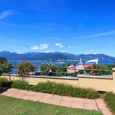 Hotel Residence La Luna Nel Porto Stresa Exterior foto