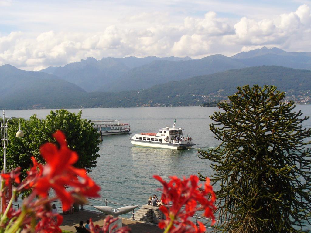 Hotel Residence La Luna Nel Porto Stresa Exterior foto
