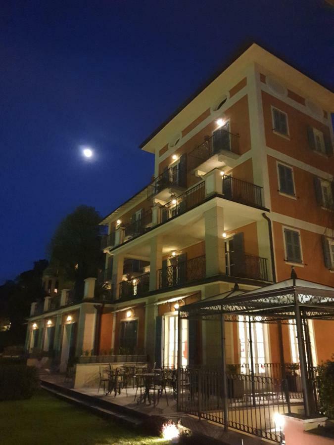 Hotel Residence La Luna Nel Porto Stresa Exterior foto